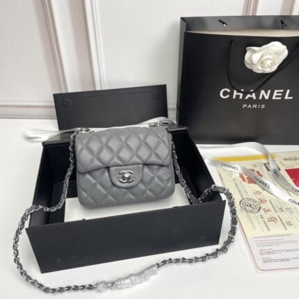 Chanel cf Square Fat 1115 sheepskin leather grey size: 18*14*7cm